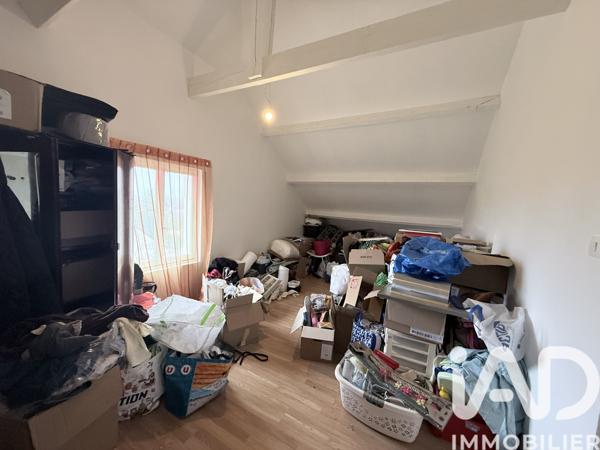 Maison à vendre 9 pièces 186 m² Laroche-Saint-Cydroine