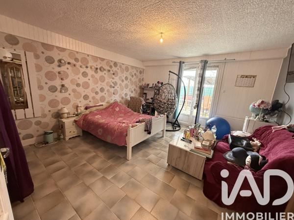 Maison à vendre 9 pièces 186 m² Laroche-Saint-Cydroine