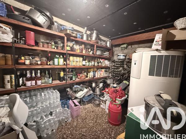 Maison à vendre 9 pièces 186 m² Laroche-Saint-Cydroine