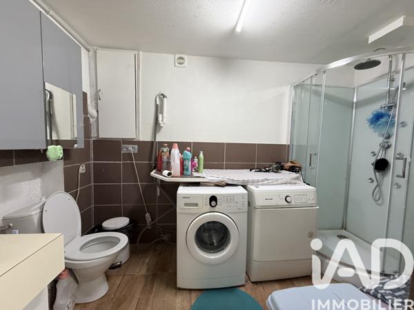 Maison à vendre 9 pièces 186 m² Laroche-Saint-Cydroine