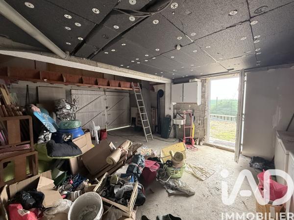 Maison à vendre 9 pièces 186 m² Laroche-Saint-Cydroine