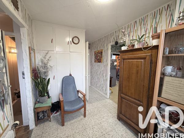 Maison à vendre 9 pièces 186 m² Laroche-Saint-Cydroine