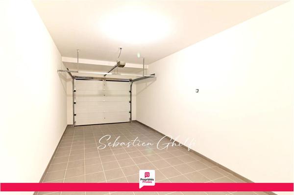 CONTRES- belle maison de plain-pied avec 3 chambres-cellier-garage