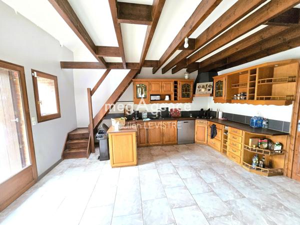 Maison à Auneau-Bleury-Saint-Symphorien, 28700 - 5 pièces 177m²
