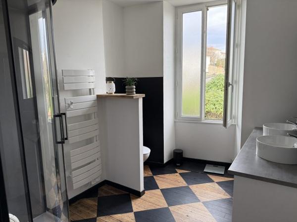 Maison maison de bourg Arces 92 m²