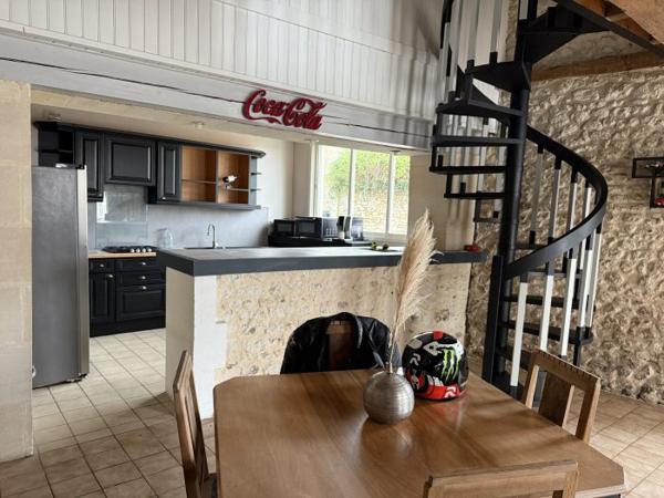 Maison maison de bourg Arces 92 m²