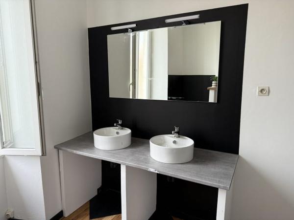 Maison maison de bourg Arces 92 m²