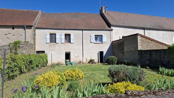 MAISON AU COEUR DU VILLAGE