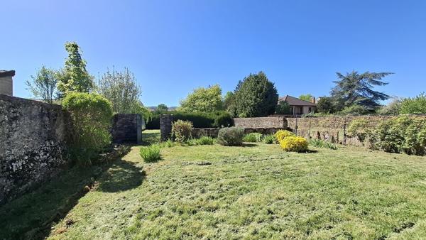 MAISON AU COEUR DU VILLAGE