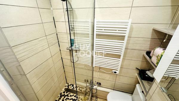 Appartement LOUE MEUBLE Forges Les Bains 2 pièce(s)