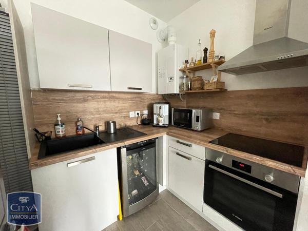 Appartement à louer 4 pièces 79.9m²