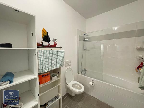 Appartement à louer 4 pièces 79.9m²