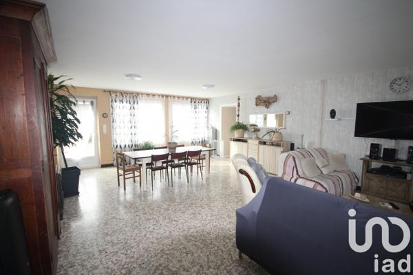 Maison de village 5 pièces de 175 m² à Landes (17380)