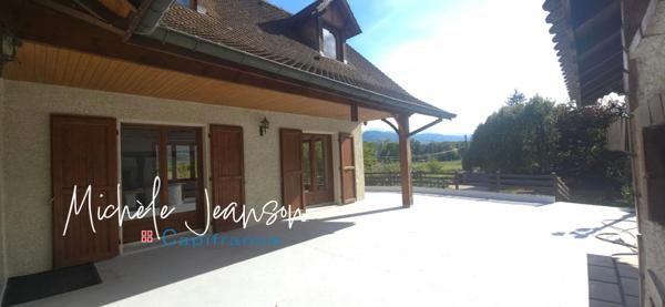 Maison familiale 138 m² – Le Touvet – Terrasse, studio indépendant et plus de 100 m² d’annexes