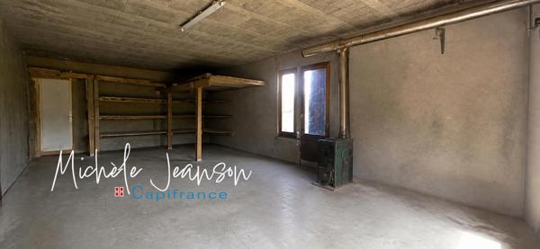 Maison familiale 138 m² – Le Touvet – Terrasse, studio indépendant et plus de 100 m² d’annexes