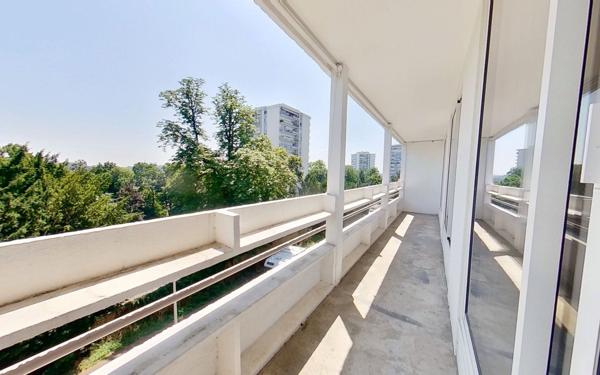 Appartement à vendre    3 pièces • 69 m2 Lyon 9