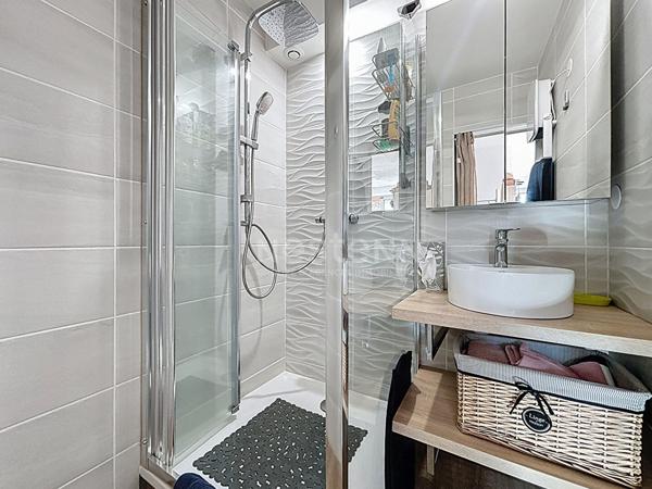 LE GRAU DU ROI - APPARTEMENT RENOVÉ P2 CABINE + GARAGE + CELLIER - SECTEUR SEAQUARIUM