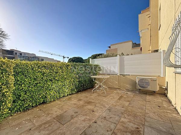 LE GRAU DU ROI - APPARTEMENT RENOVÉ P2 CABINE + GARAGE + CELLIER - SECTEUR SEAQUARIUM