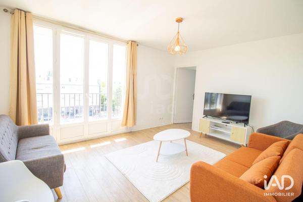 Location appartement 4 pièces 83 m² Compiègne