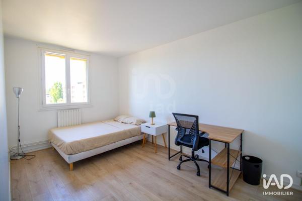 Location appartement 4 pièces 83 m² Compiègne