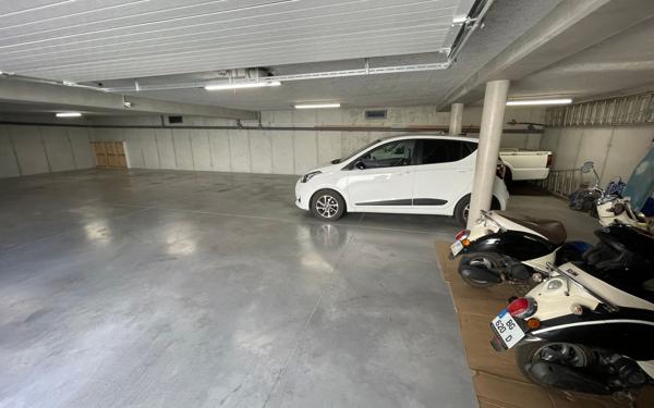 Appartement à vendre    4 pièces • 122 m2 Bandol