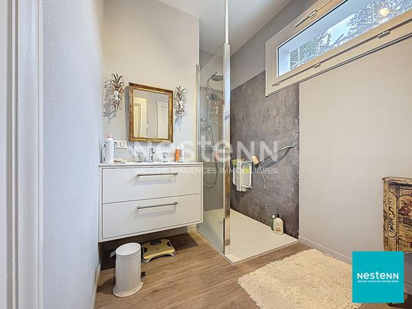 A Feurs belle maison de 174 m2, habitables 5 pièces sur terrain clos de 818 m2