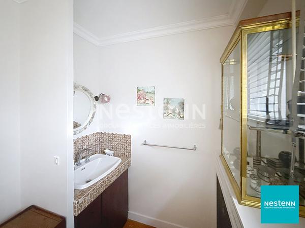 A Feurs belle maison de 174 m2, habitables 5 pièces sur terrain clos de 818 m2