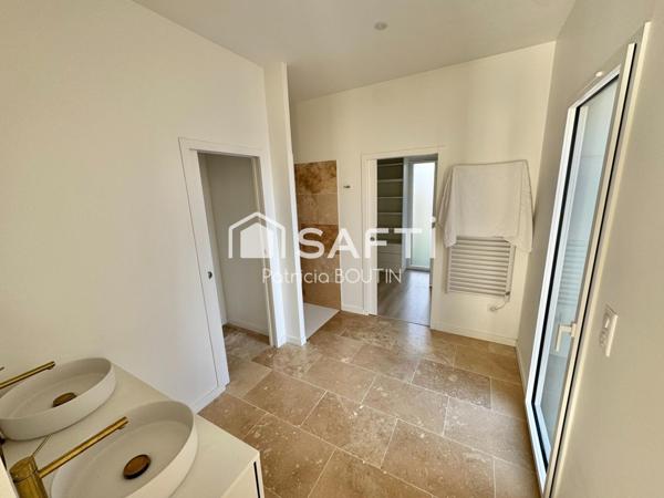 PAVILLON PLAIN PIED 4 CHAMBRES DONT UNE SUITE PARENTALE + GARAGE ET PISCINE  A CHAURAY !