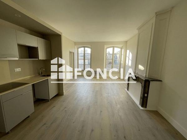 Location Appartement 2 pièces 45.7 m² - 8 RUE PETRAMALE Avignon 84000