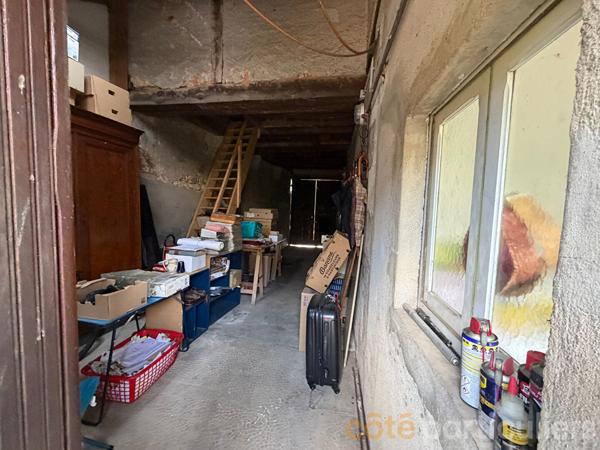 Vente
                Maison181 m² - 7 Pièces -
                    LIGNIERES (18160)