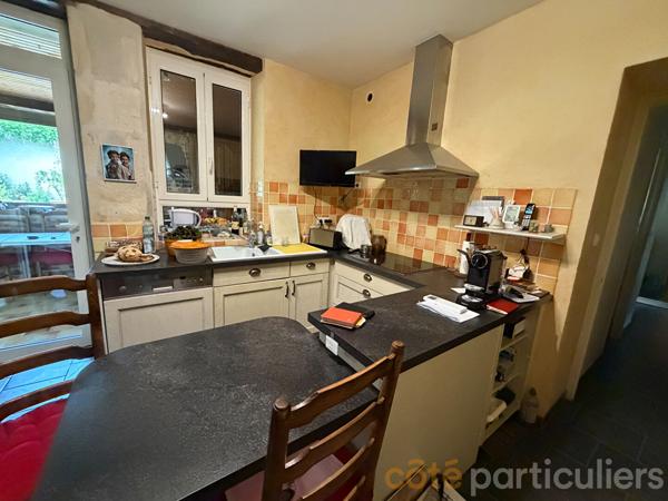 Vente
                Maison181 m² - 7 Pièces -
                    LIGNIERES (18160)