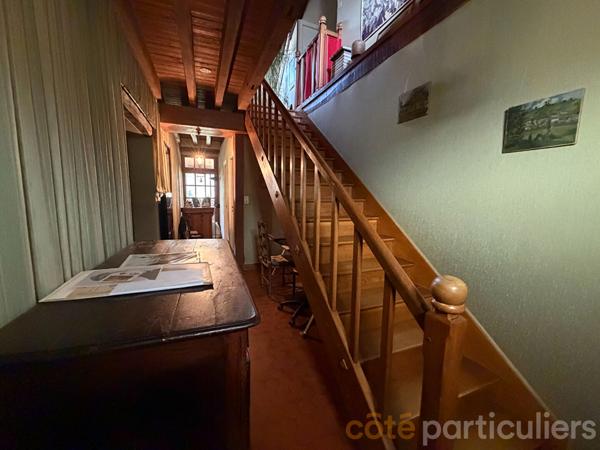 Vente
                Maison181 m² - 7 Pièces -
                    LIGNIERES (18160)