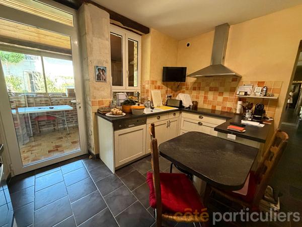 Vente
                Maison181 m² - 7 Pièces -
                    LIGNIERES (18160)