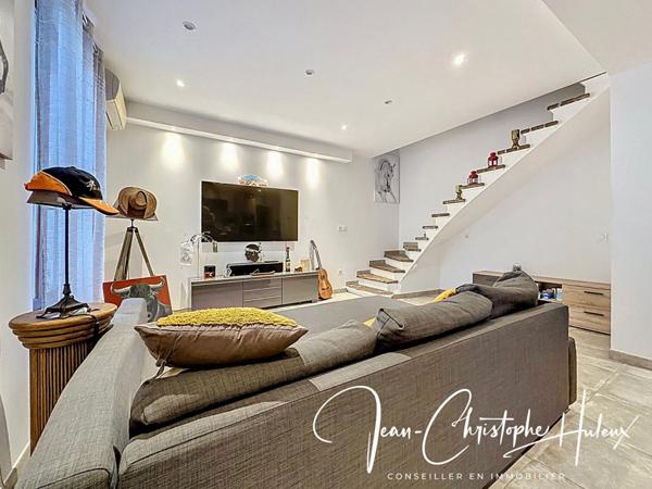 SAINT-GILLES 30800 Maison de ville  4 pièce(s) 92 m2 avec Garage