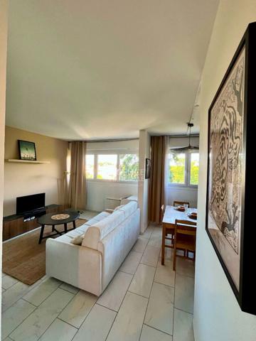 Les clés de la Forêt - Studio meublé - POISSY Loyer 880 €/mois charges comprises **  - Référence  9273