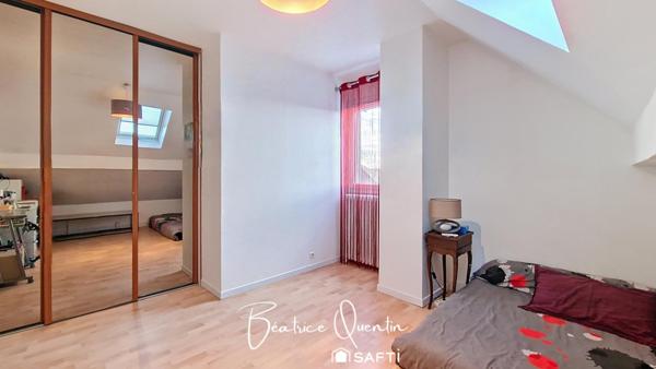 Maison familiale lumineuse avec cuisine récente – secteur recherché de l’Étang, à 15 min à pied de la gare