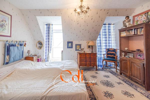 Plein centre-ville de Landivisiau et dernier étage !