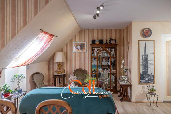 Plein centre-ville de Landivisiau et dernier étage !