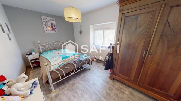 Maison avec gîte, atelier et grande dépendance