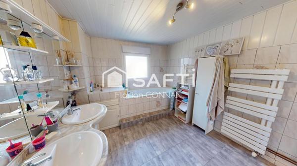 Maison avec gîte, atelier et grande dépendance