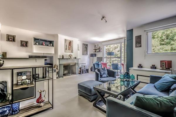 Appartement lumineux avec balcons