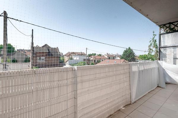 Appartement lumineux avec balcons