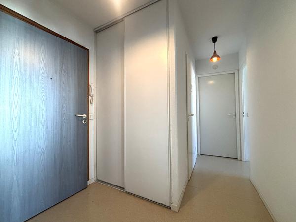 T2 lumineux avec terrasse, cave et parking privé à 2 minutes à pieds du centre de La Motte-Servolex