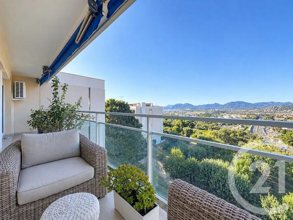 Appartement F4 à vendre  4 pièces - 82,04 m 2   LE CANNET  - 06