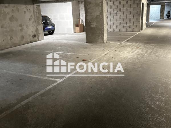 Location Parking 14 m² - 66 AVENUE DANIEL HEDDE Royan 17200