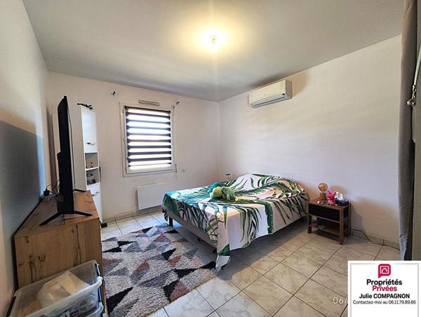 Maison de Plain-pied  120 m² - 5 chambres - garage et terrain