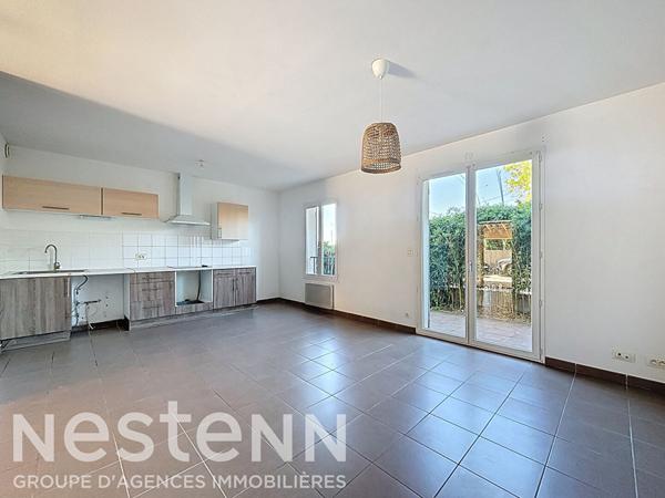 Salon-de-Provence, maison de 78m² , 3 chambres, terrasse , garage et place privative