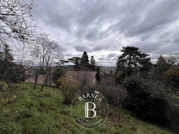 Brignais, Maison  246 m² à vendre