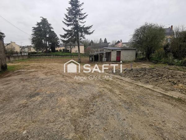 Maison 4 chambres à fort potentiel sur grand terrain à l’entrée de Cossé-Le-Viivien