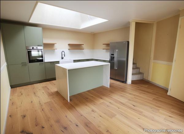 Maison 4 chambres à fort potentiel sur grand terrain à l’entrée de Cossé-Le-Viivien